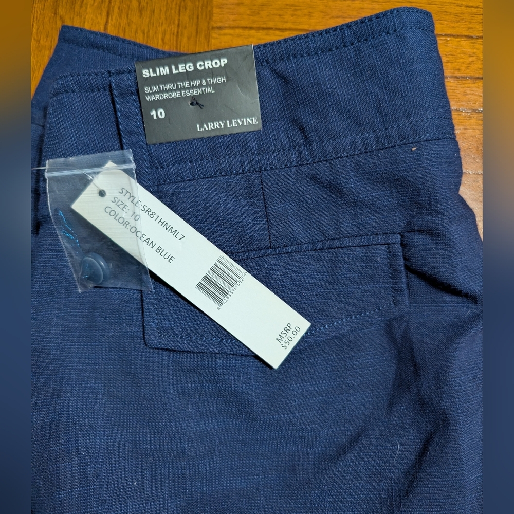 Larry Levine Size 10 Capris/Crops